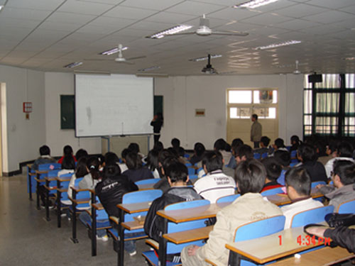 08網(wǎng)絡(luò)工程專(zhuān)業(yè)開(kāi)展“學(xué)風(fēng)建設(shè)我有責(zé)，讀書(shū)思源我先行”主題團(tuán)日活動(dòng)